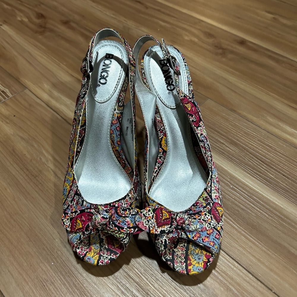 BONGO Red and Yellow Mixed Pattern Heels Peep Toe Slingback Size 9 1/2